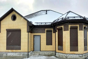 нажмите для увеличения Защитные роллеты в Брянске