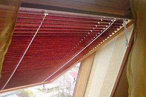 жалюзи на мансардноые онка