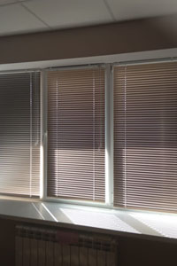 горизонтальные жалюзи для офиса