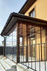 Мягкие шторы ПВХ для крыльца